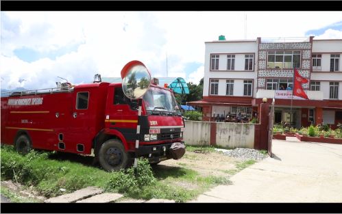 The Phungling Municipality fire truck.